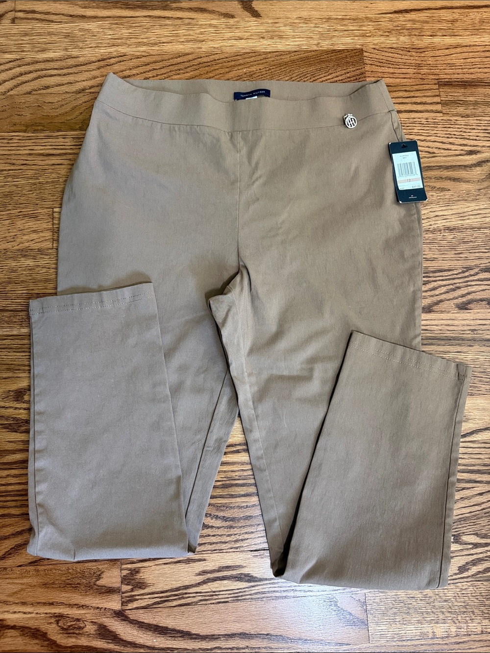 NWT Tommy Hilfiger Straight-Leg Pull-On Pants in Taupe Brown
